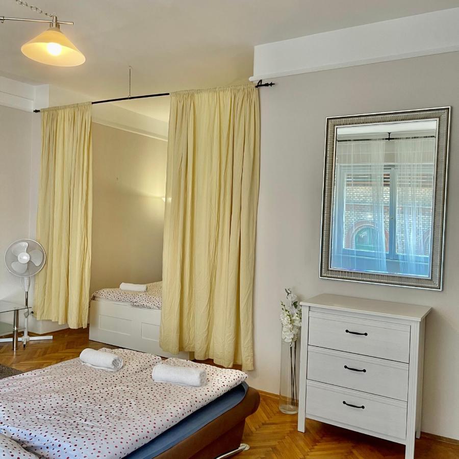 Elizabeth Bridge With Gellert-Hill View Apartment Budapest Ngoại thất bức ảnh