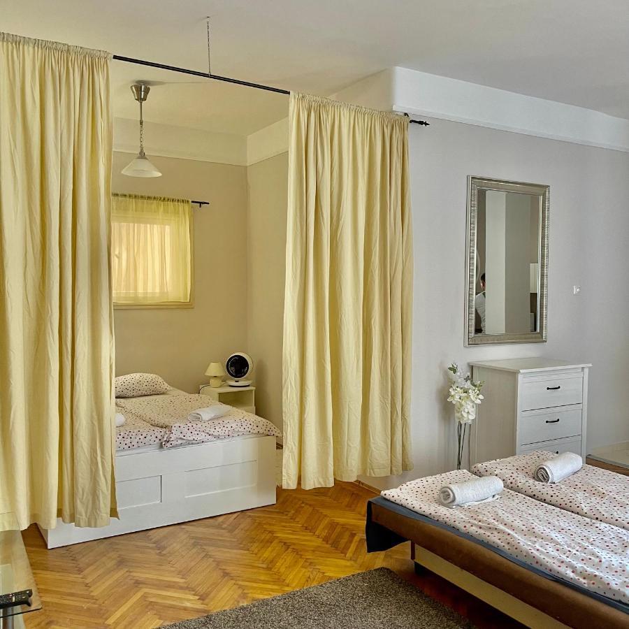 Elizabeth Bridge With Gellert-Hill View Apartment Budapest Ngoại thất bức ảnh
