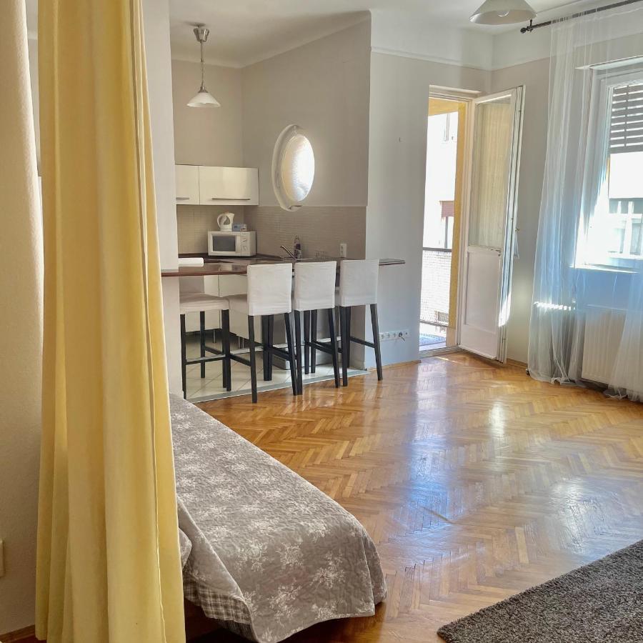 Elizabeth Bridge With Gellert-Hill View Apartment Budapest Ngoại thất bức ảnh