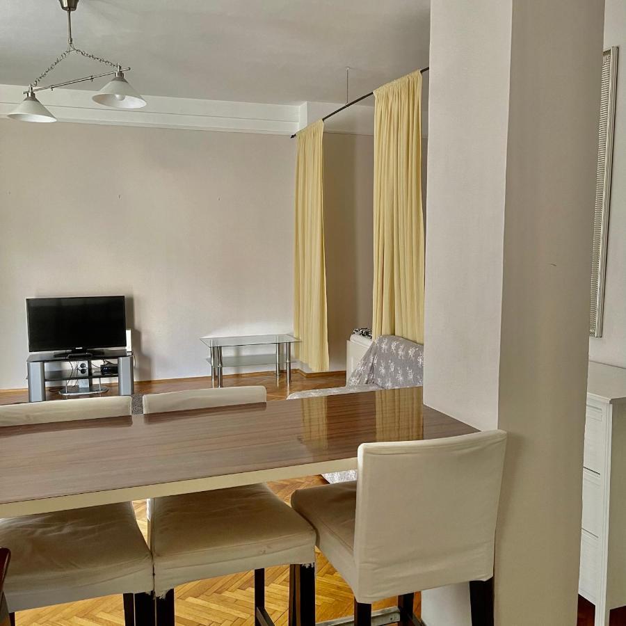 Elizabeth Bridge With Gellert-Hill View Apartment Budapest Ngoại thất bức ảnh