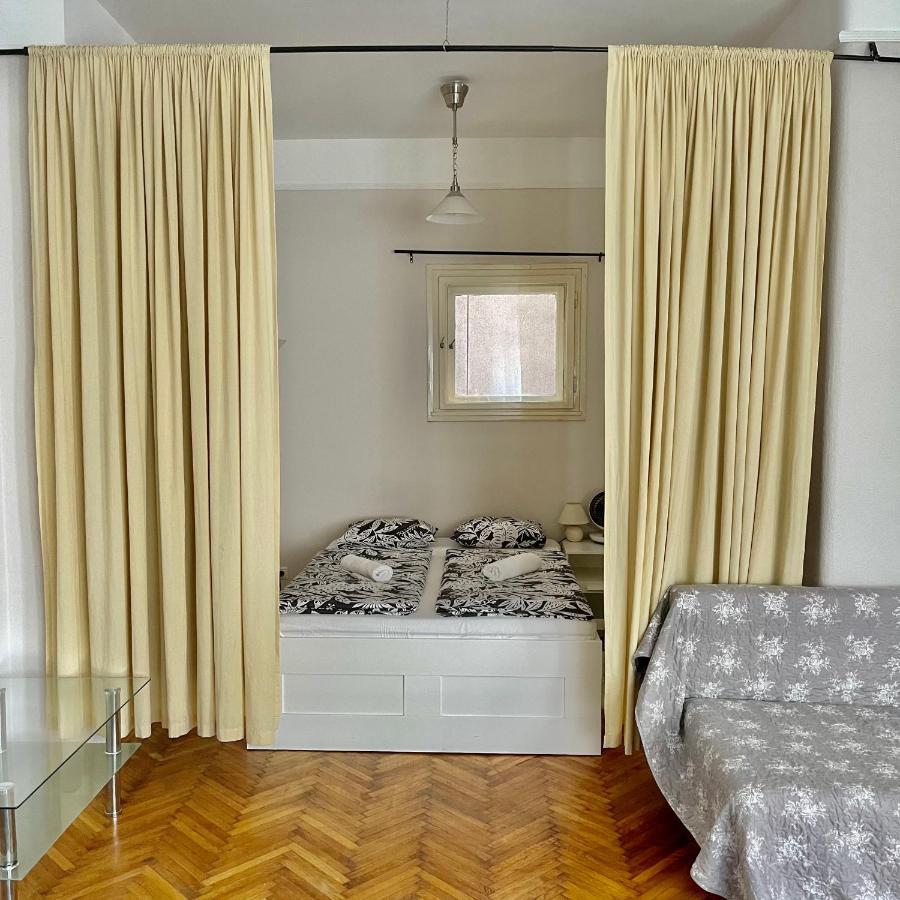 Elizabeth Bridge With Gellert-Hill View Apartment Budapest Ngoại thất bức ảnh